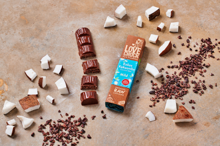 Lovechock Riegel: Daring bitter chocolate with coconut and cocoa chips